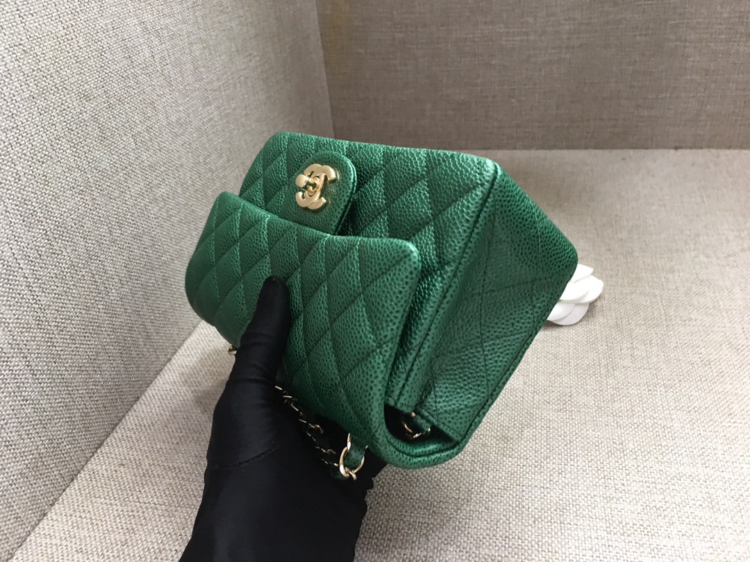 Small Classic Flap Caviar Bag A01116 Green/Gold